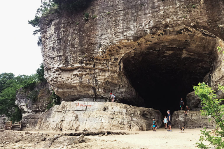 Explore IL Cave In The Rock State Park Ashleyannphotography Com   5.19CaveInTheRock 06 1024x683(pp W768 H512) 